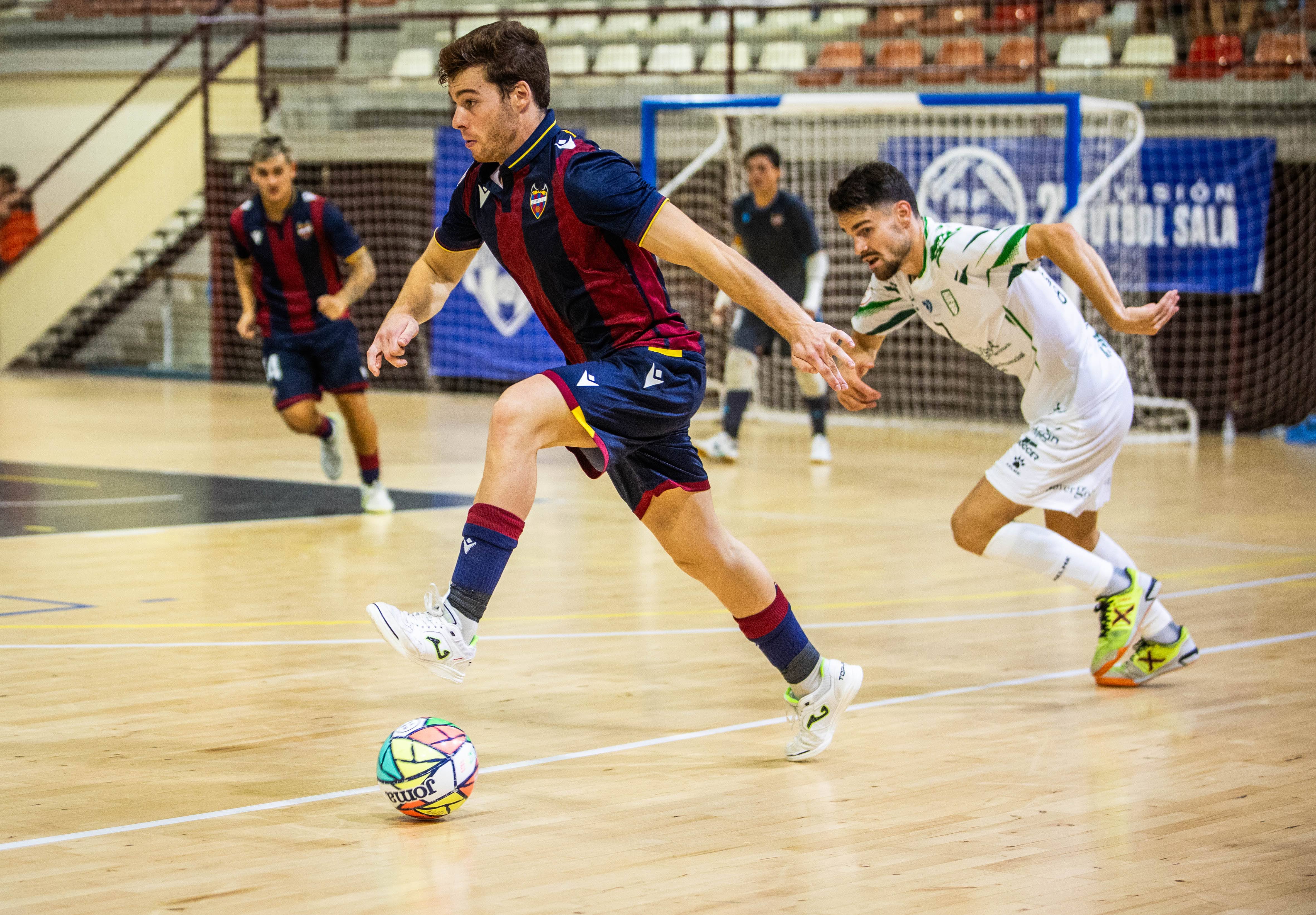 El Levante Ud Fs Ara A Un Punto De Legan S In Extremis Levante Ud