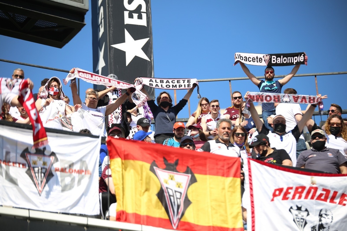 Albacete da inicio a la venta de entradas contra el Elche | Albacete ...