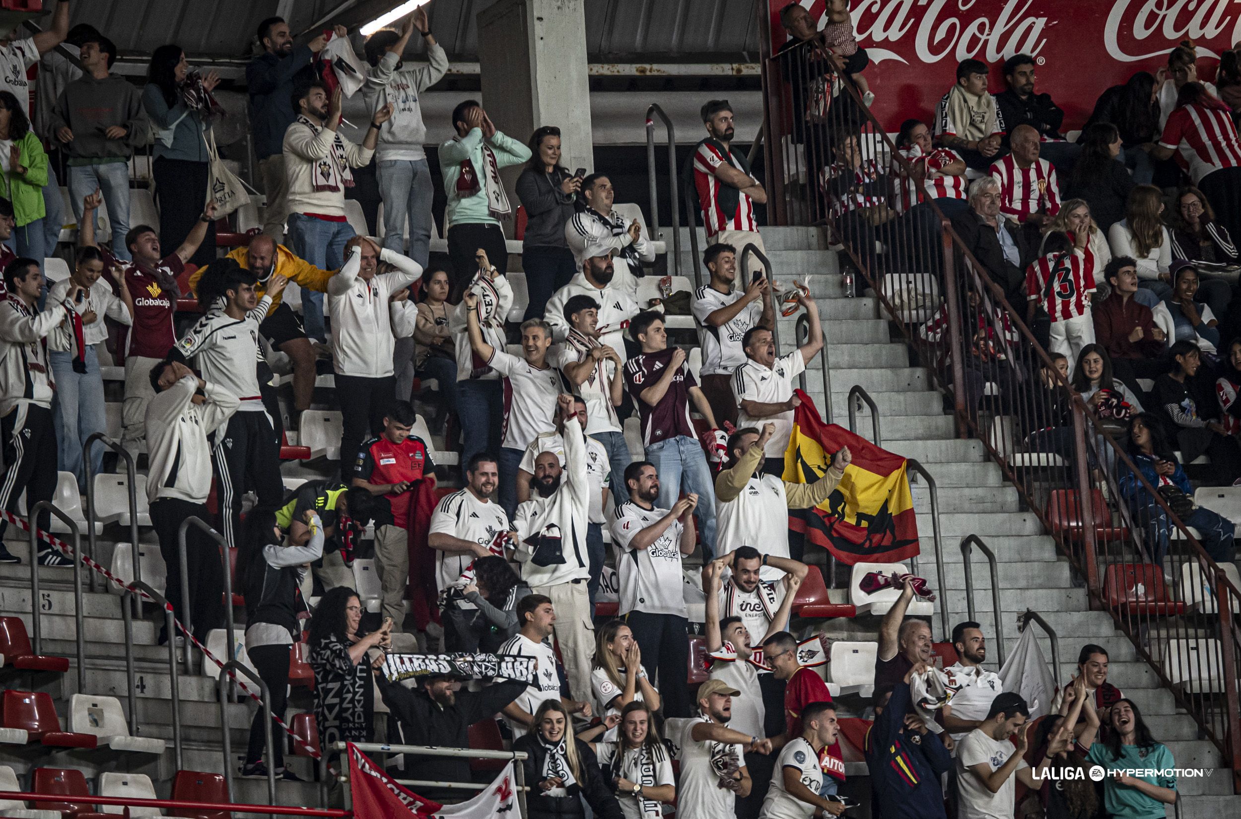 Tickets for the match in León