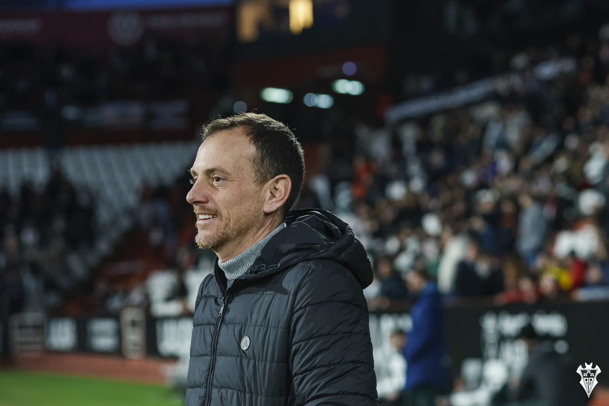 Alberto González, tras el triunfo del Alba ante el Cádiz CF | Albacete ...