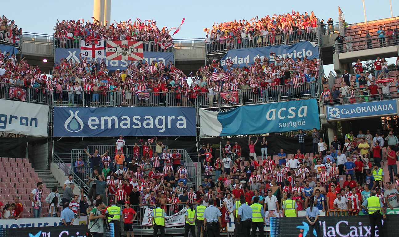 El Almería pone a la venta 400 entradas para el partido del sábado en ...