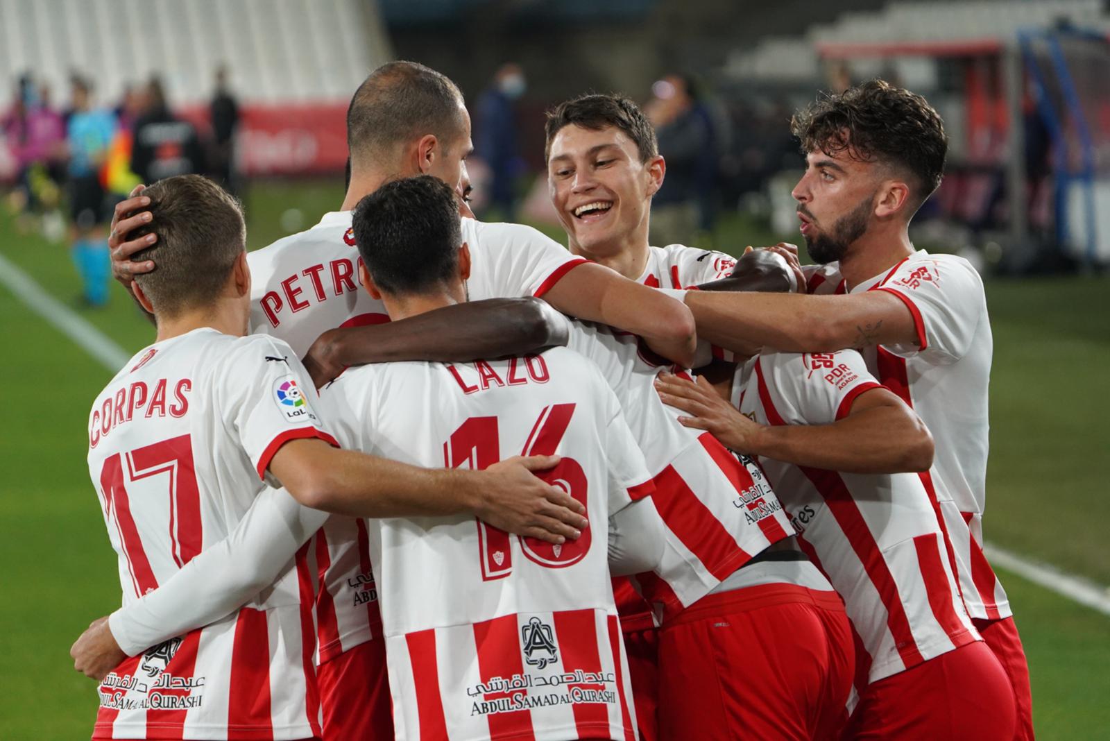 1-0: El Almería, a un punto del ascenso directo tras superar al ...