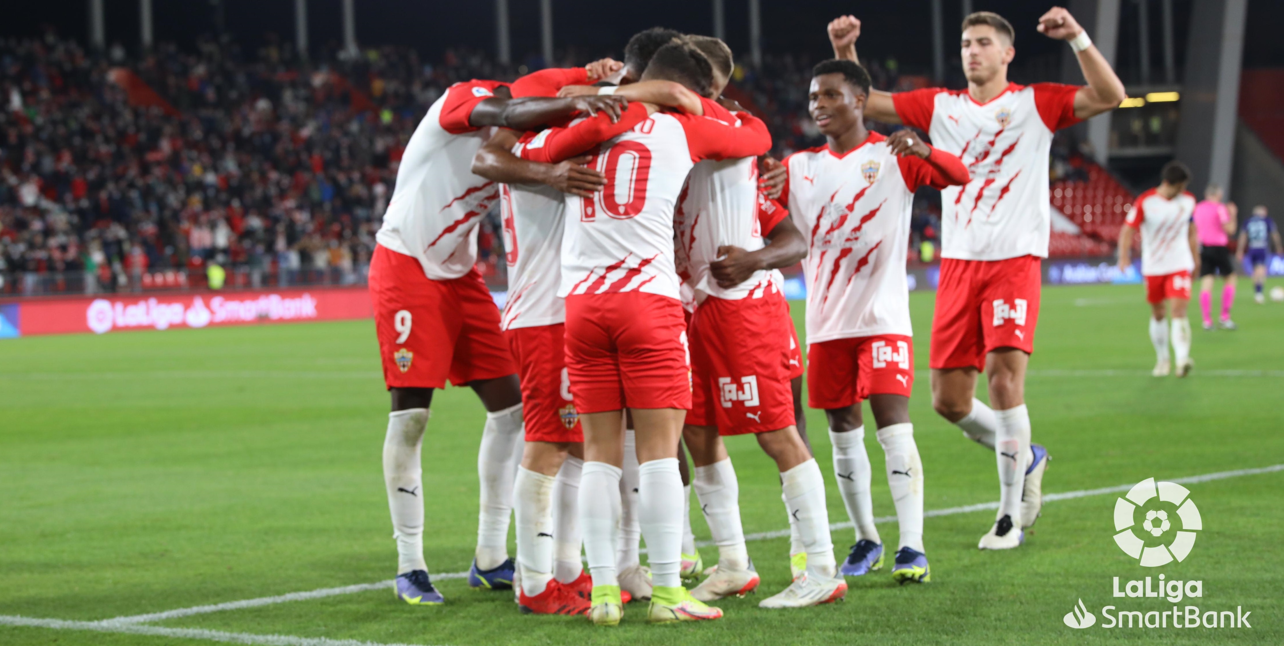 Real Zaragoza players celebrating goal during the La Liga match between Real  Zaragoza and SD Ponferradina