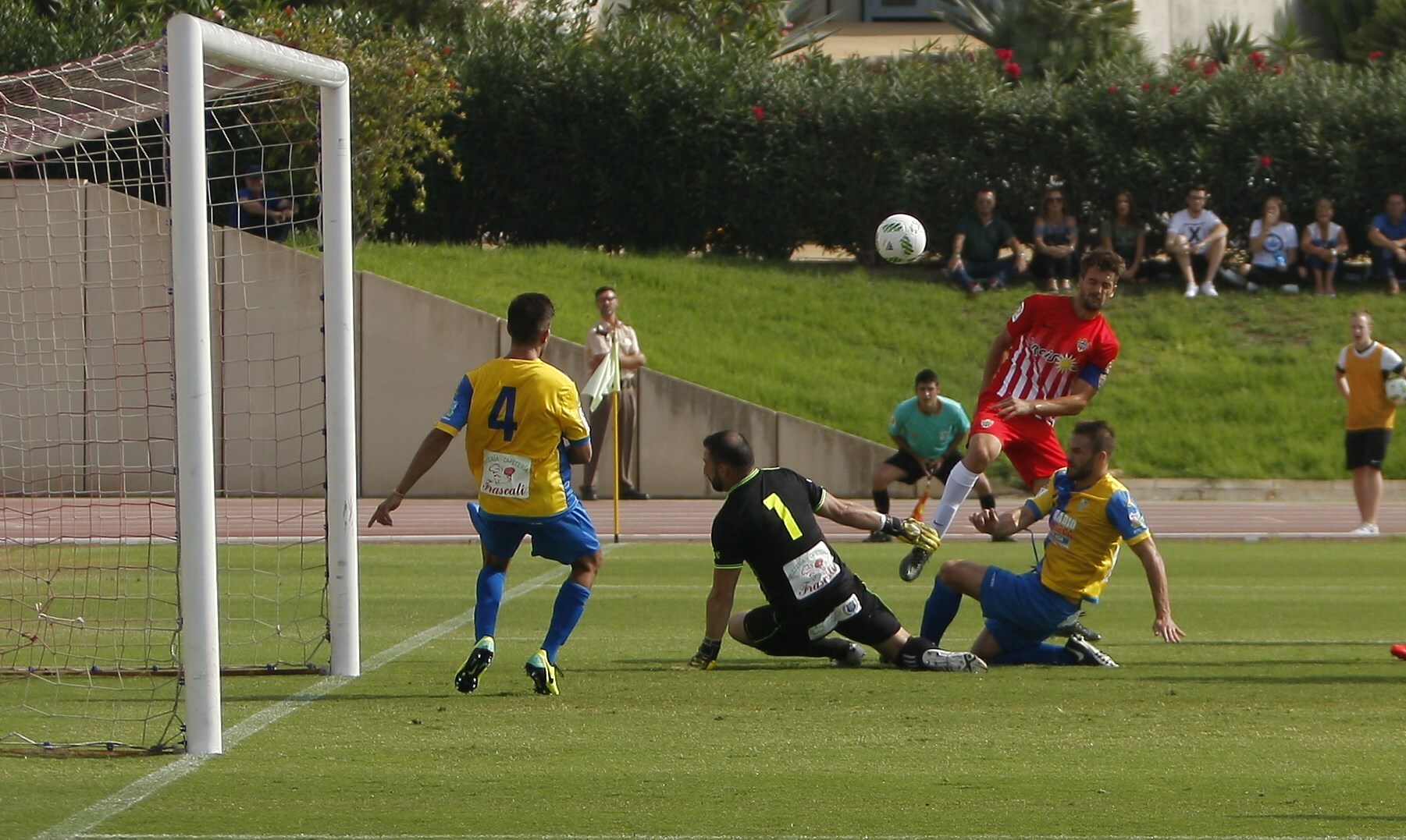 41 El Almería B sigue intratable en el Anexo del Estadio de los