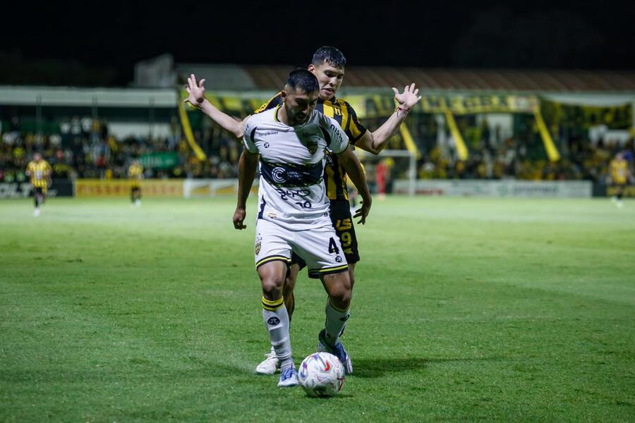 Guaraní vs Recoleta FC: Trận đấu hấp dẫn tại Capiatá và cơ hội trực tiếp cúp C1