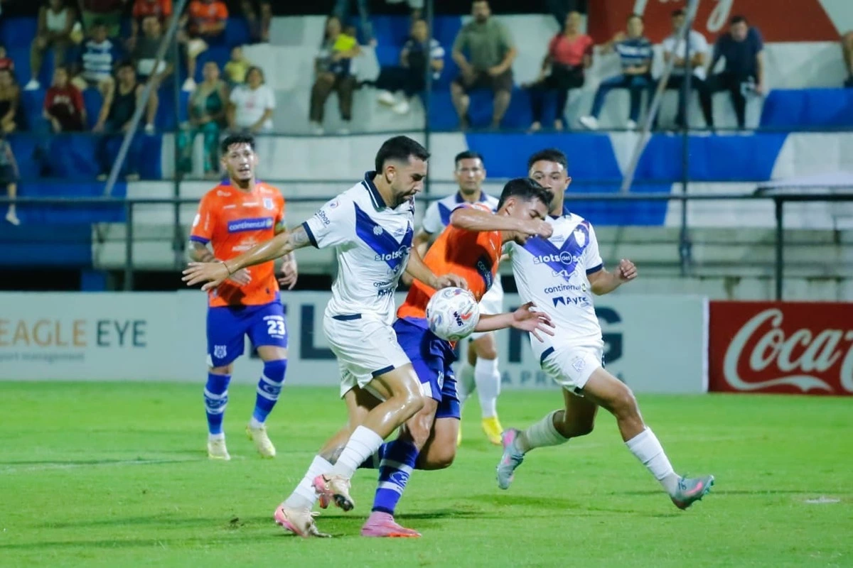 Trận đấu Sportivo 2 de Mayo vs Sportivo Ameliano