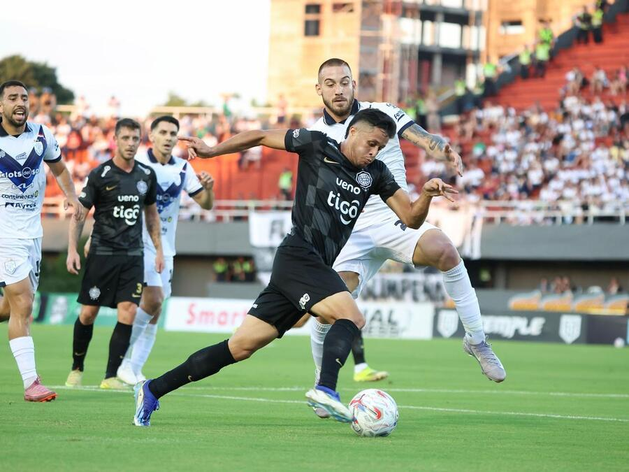Olimpia đón tiếp Sportivo Ameliano tại sân Defensores del Chaco