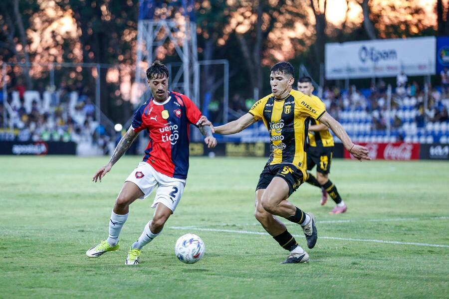 Cerro Porteño đại chiến Guaraní trong trận cầu khép lại vòng 20