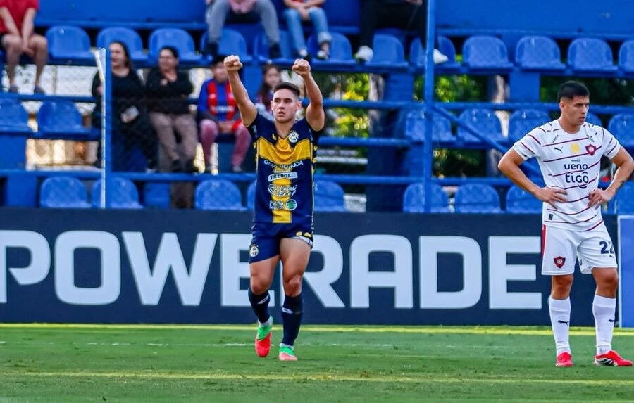 Sportivo Trinidense ăn mừng chiến thắng 3-1 trước Cerro Porteño