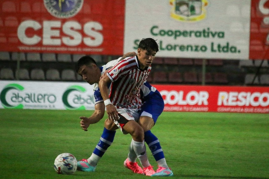 Khai mạc chương cuối giải Apertura: 2 de Mayo đấu San Lorenzo
