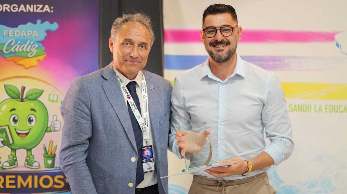 La Fundación Cádiz CF, premiada por su lucha contra el acoso escolar ...
