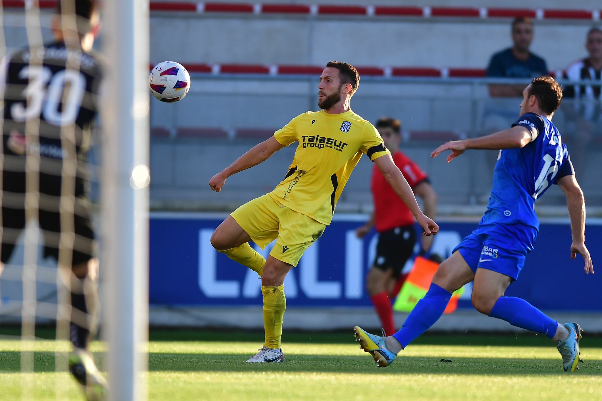 El Efesé Suma Un Punto En Su Visita Al Amorebieta (0-0) - Gaceta ...