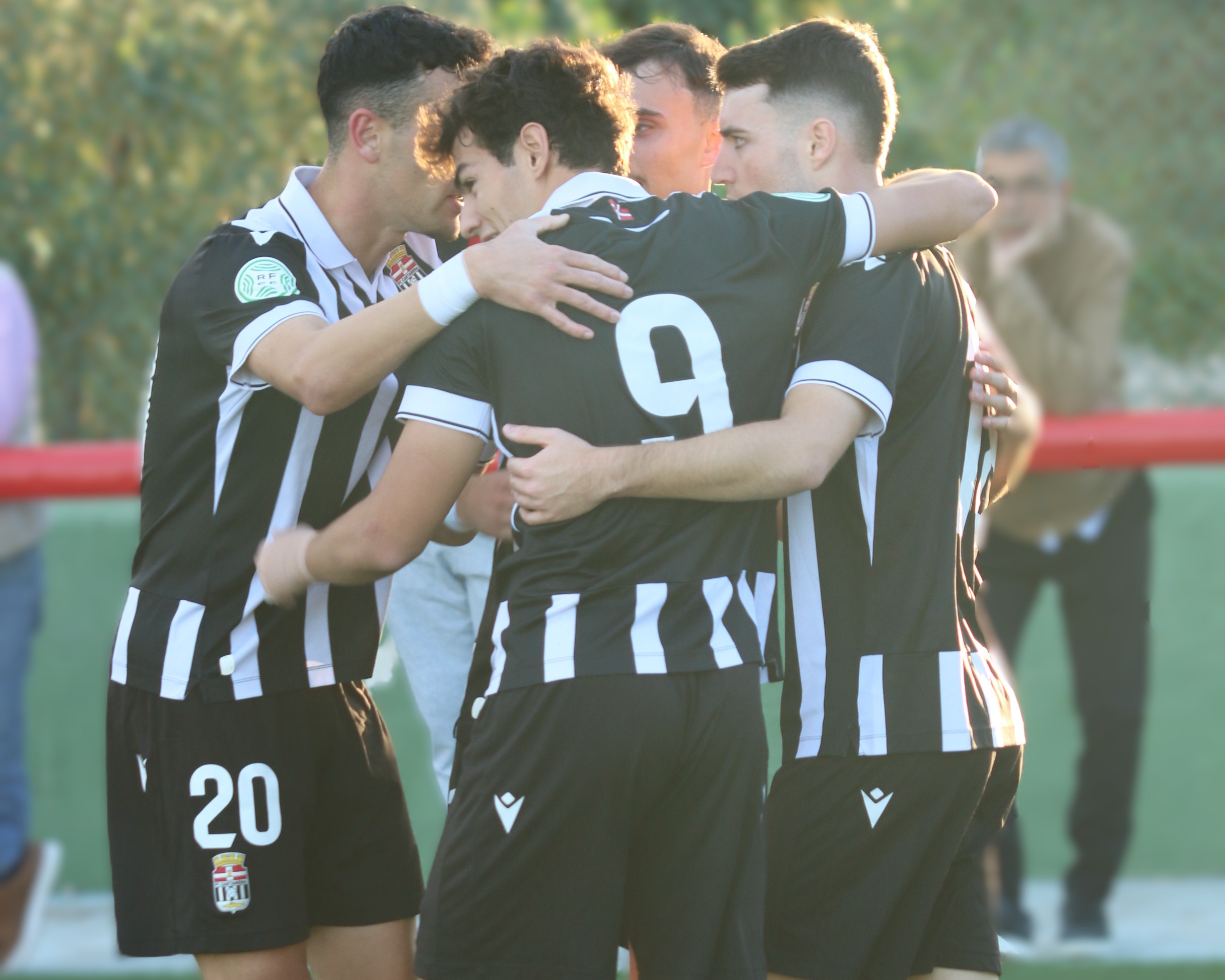 Victoria balsámica en Mula para el filial (0-2)