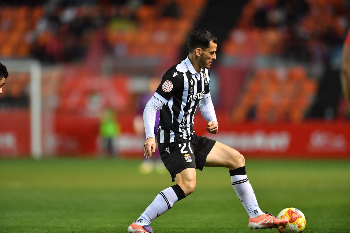 Chuca deja de pertenecer al FC Cartagena