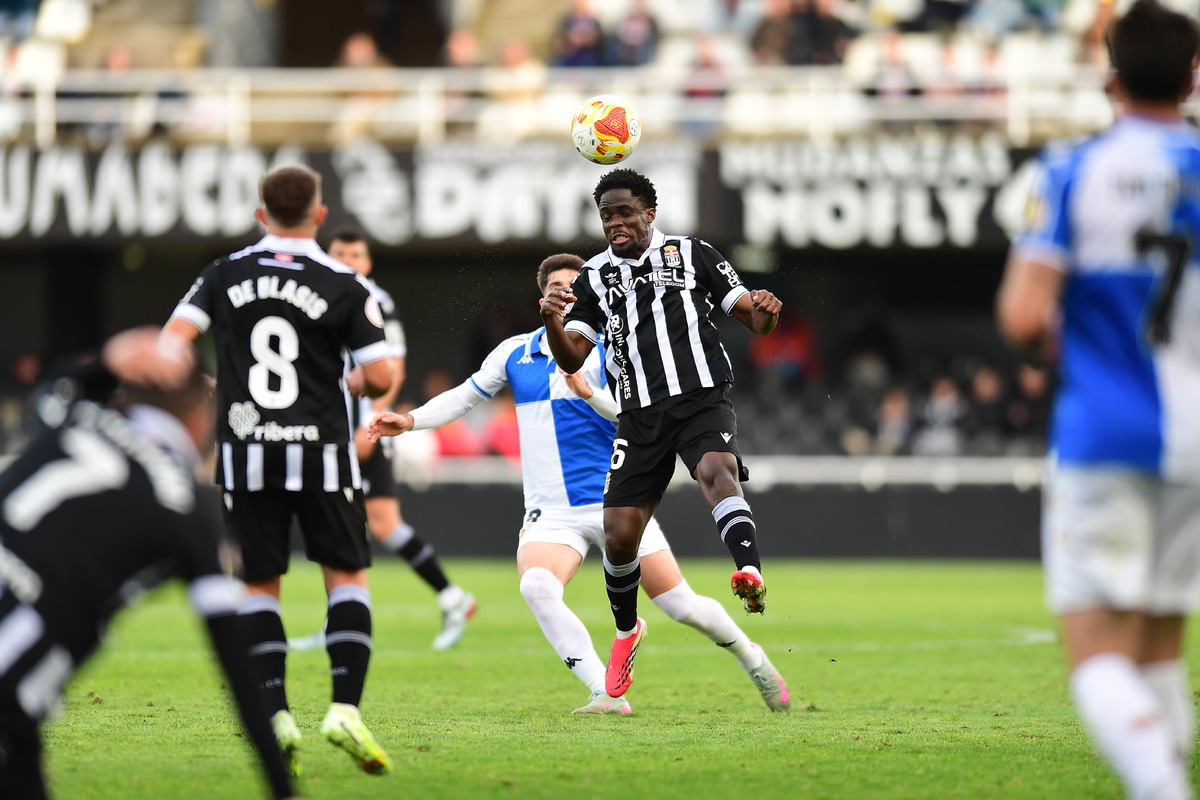 Empate sin goles en el Cartagonova