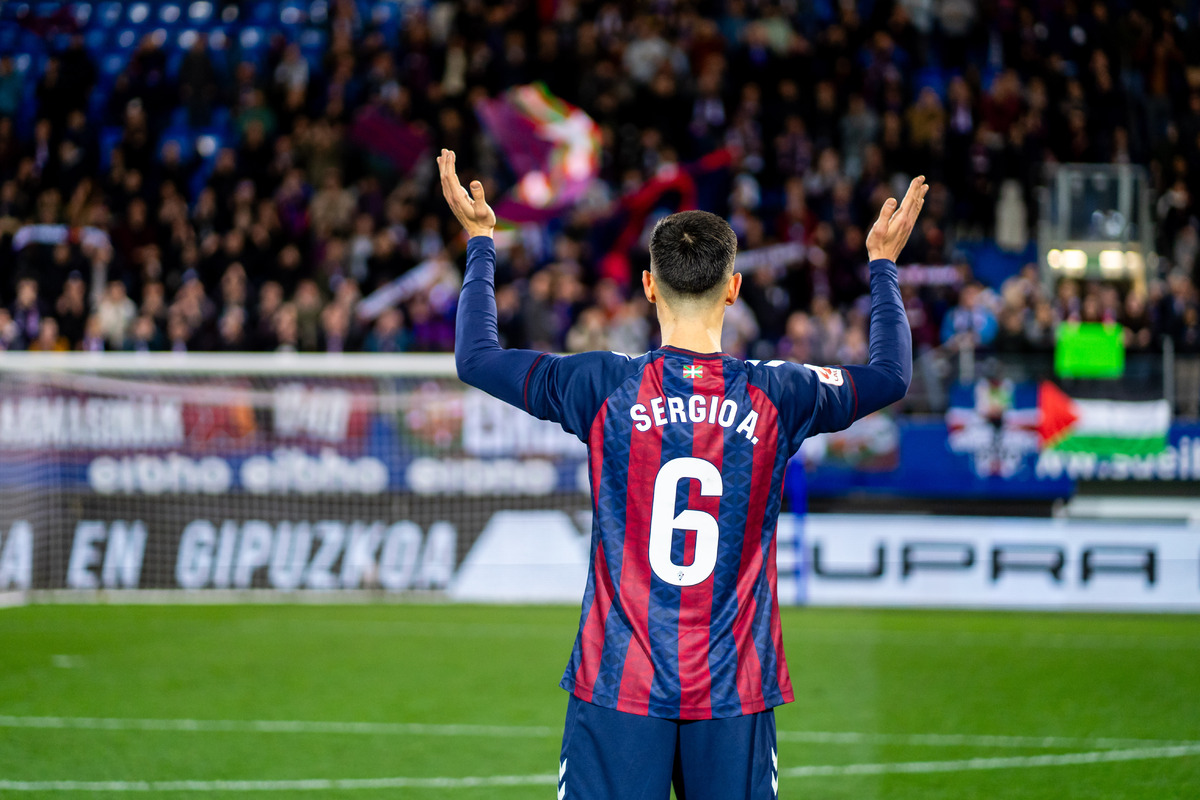 A la venta las entradas del partido en Ipurua ante el Alcorcón | SD ...
