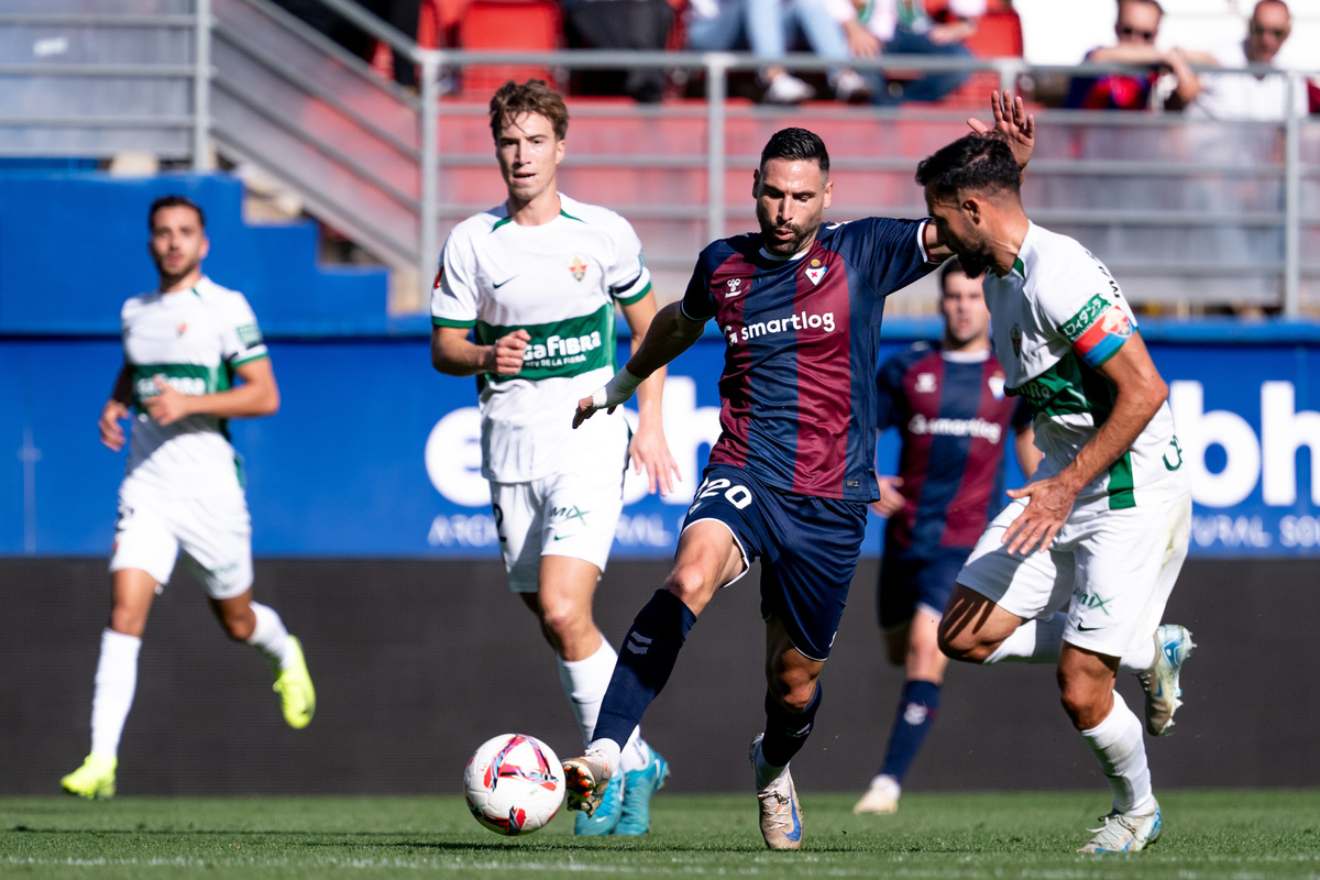 El Eibar ha puesto a la venta 100 entradas para el partido ante el RC ...