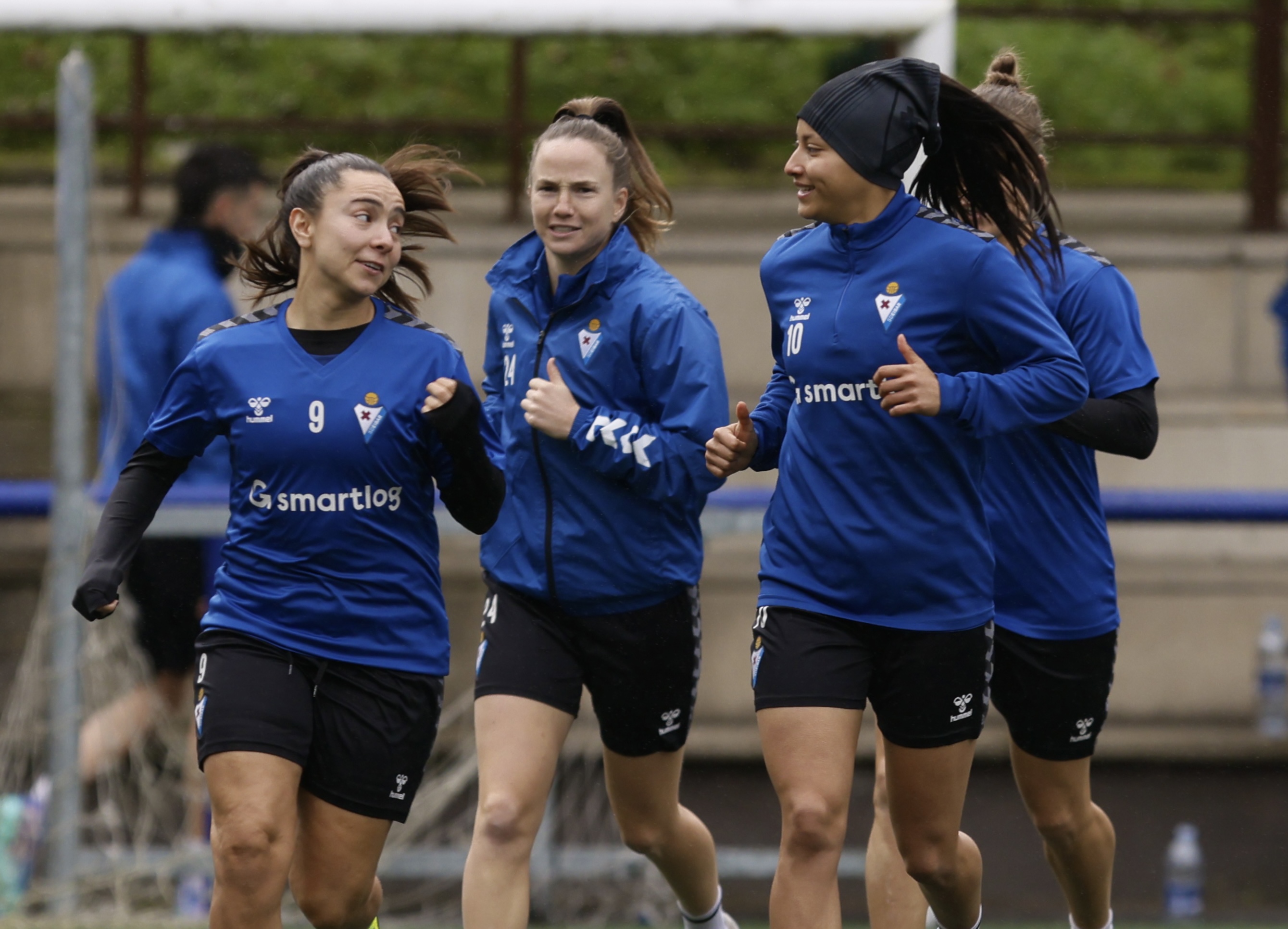 The first women's team prepares to receive Granada CF