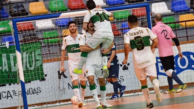 El Elche C.F. Sala sigue al acecho del ascenso directo (3-0) | Elche CF ...