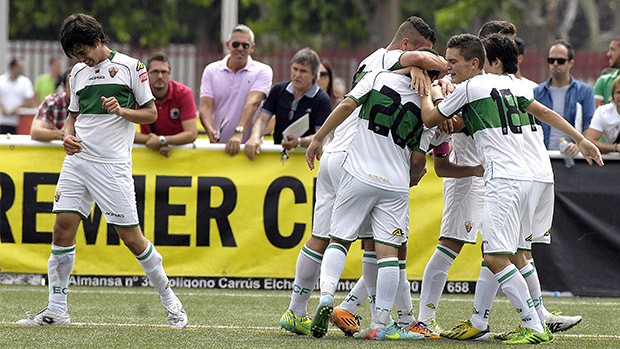 El Elche C.F. pasa de ronda como primero de grupo en la Nike Premier ...