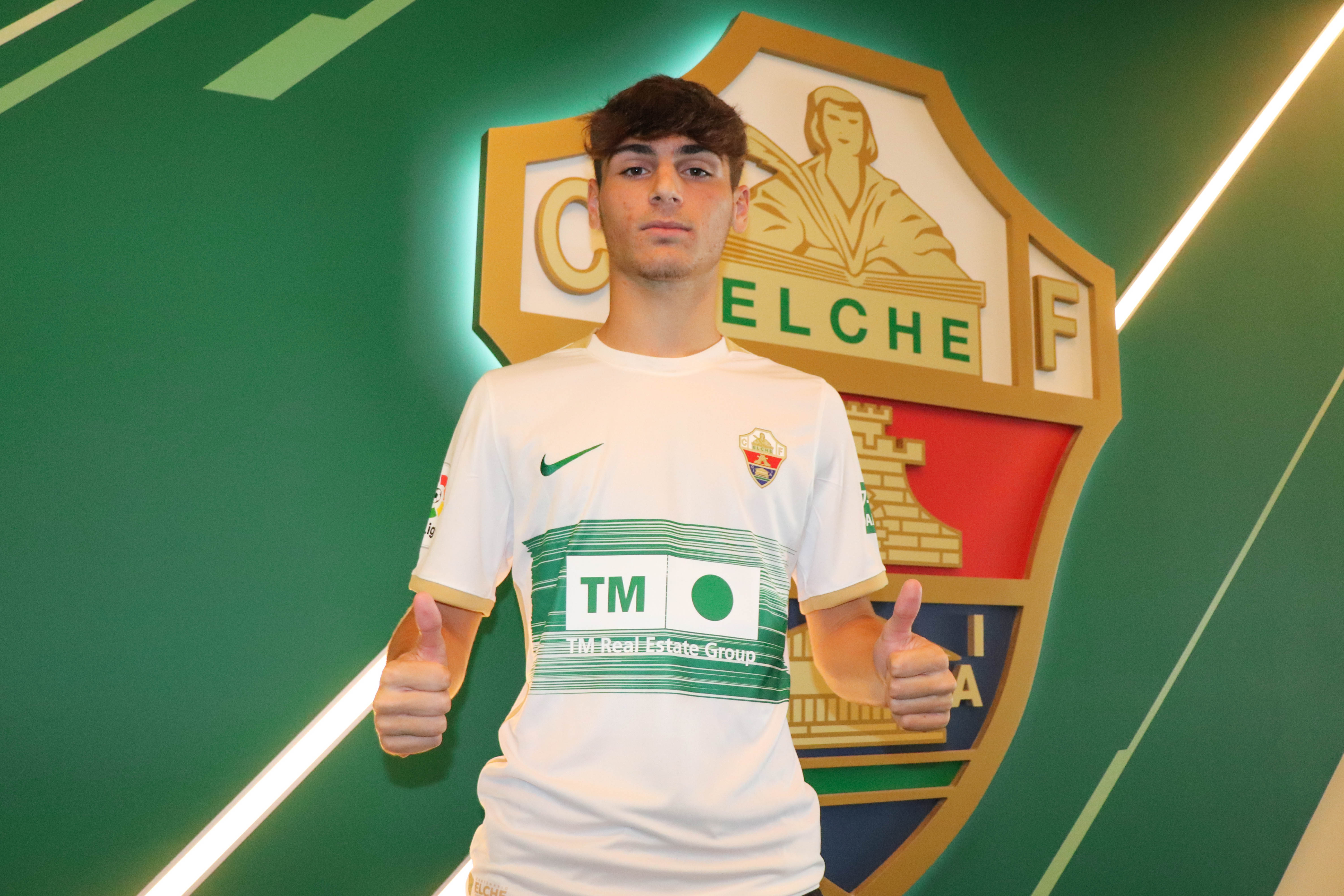 OFICIAL Rodrigo Mendoza 2026 Elche CF Web Oficial
