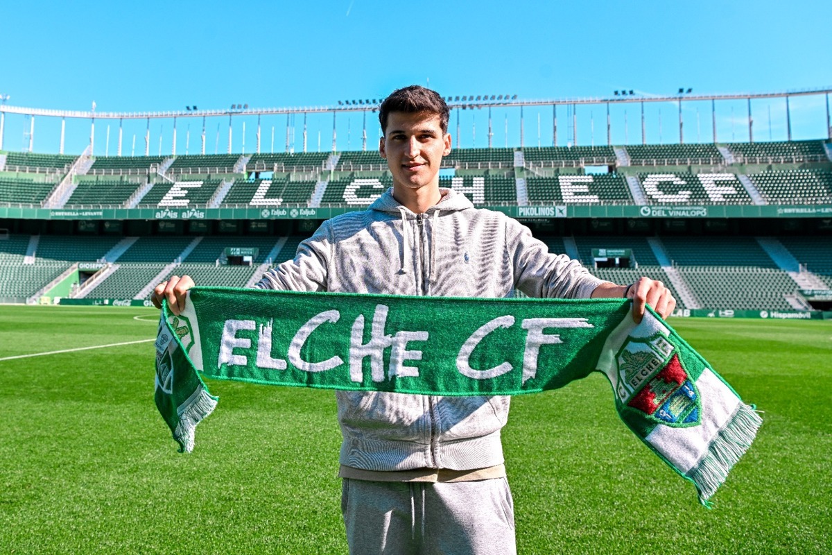 FÚTBOL BASE | Héctor Peña, nuevo jugador del Ilicitano | Elche CF | Web ...