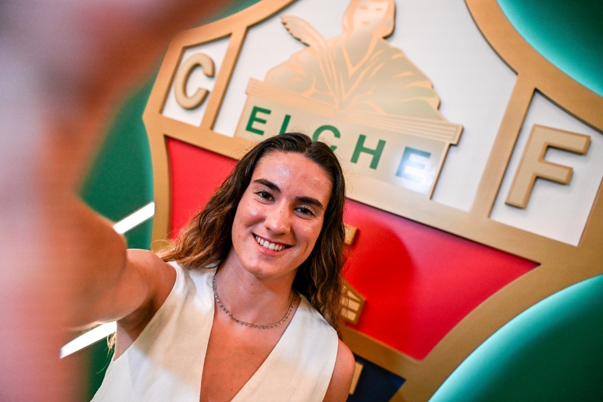 FEMENINO | Arantxa continuará con el Elche CFF | Elche CF | Web Oficial