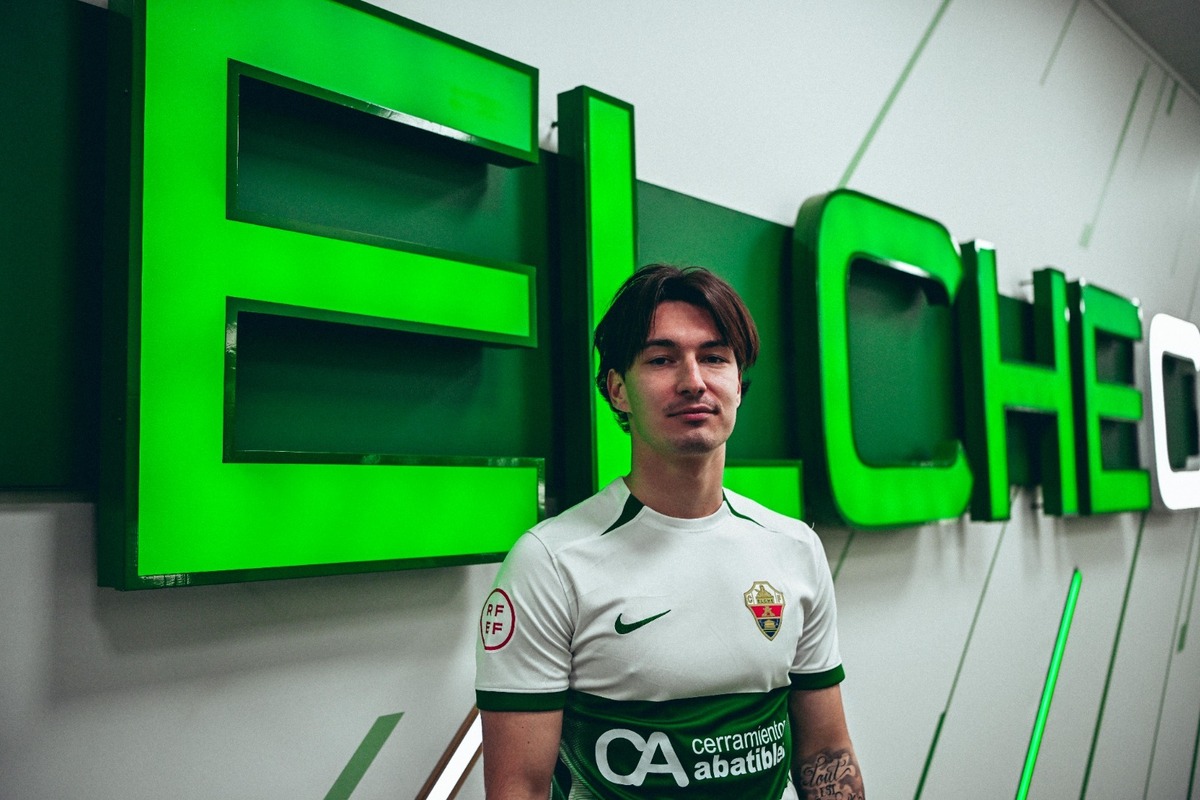 Oliver Jurgens refuerza el ataque del Elche Ilicitano | Elche CF | Web ...