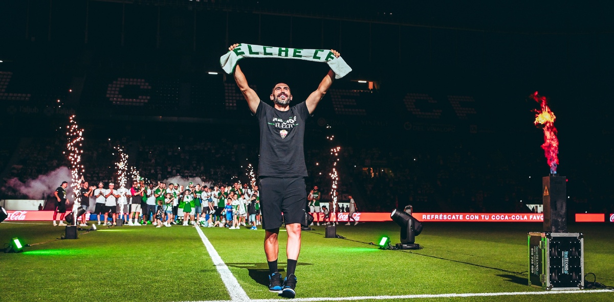 Eder Sarabia renueva con el Elche CF hasta 2027 | Elche CF | Web Oficial