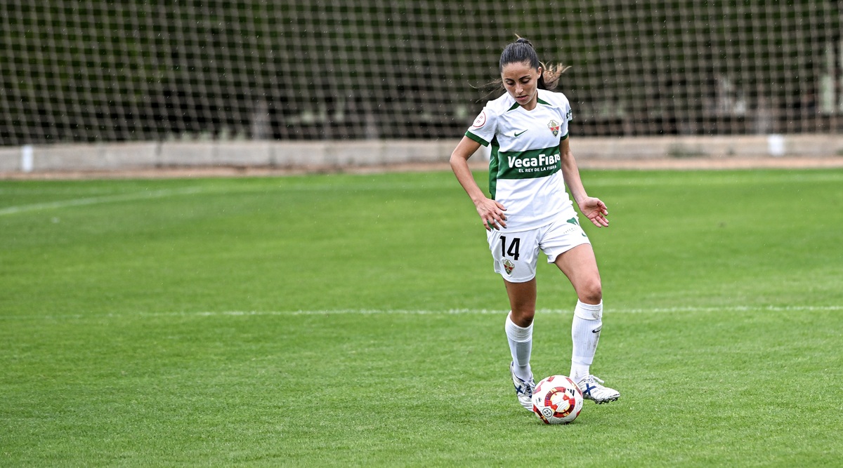 Sara Micó renueva con el Elche CF Femenino para la temporada 2025/26 ...