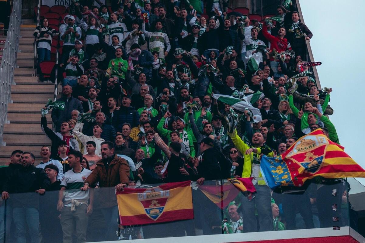 PLAN DE VIAJE | La afición del Elche CF teñirá Valencia de franjiverde ...