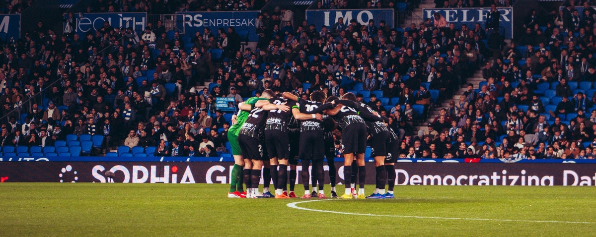 CRÓNICA | El Elche CF cae frente a la Real Sociedad en Anoeta (3-1 ...