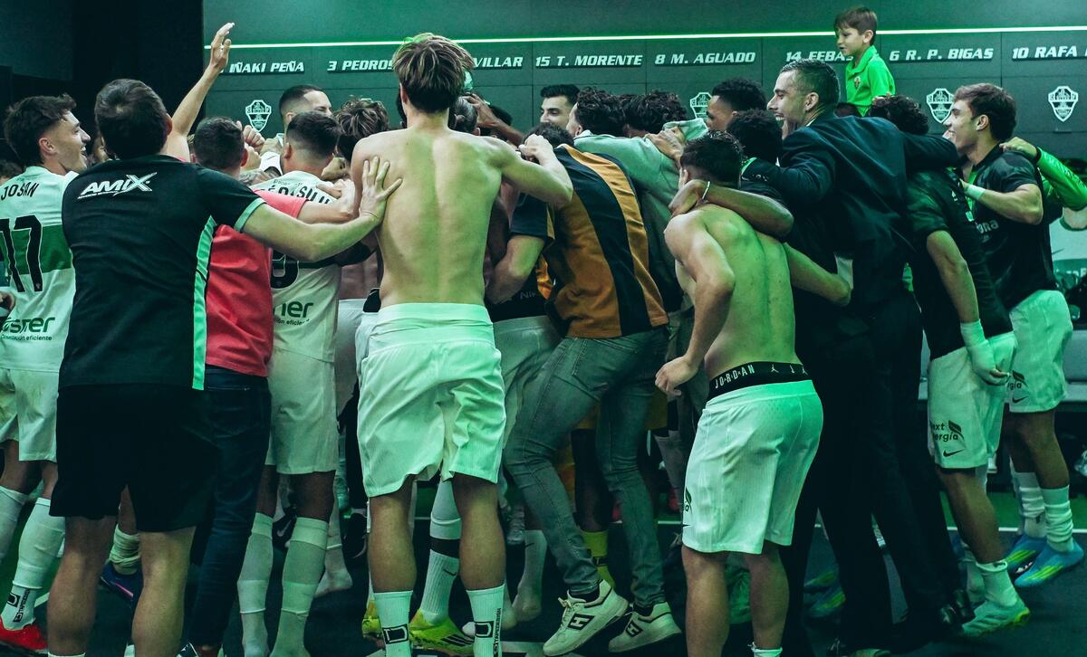 CRÓNICA | Un Elche valiente se impone ante el Atlético (3-2) | Elche CF ...