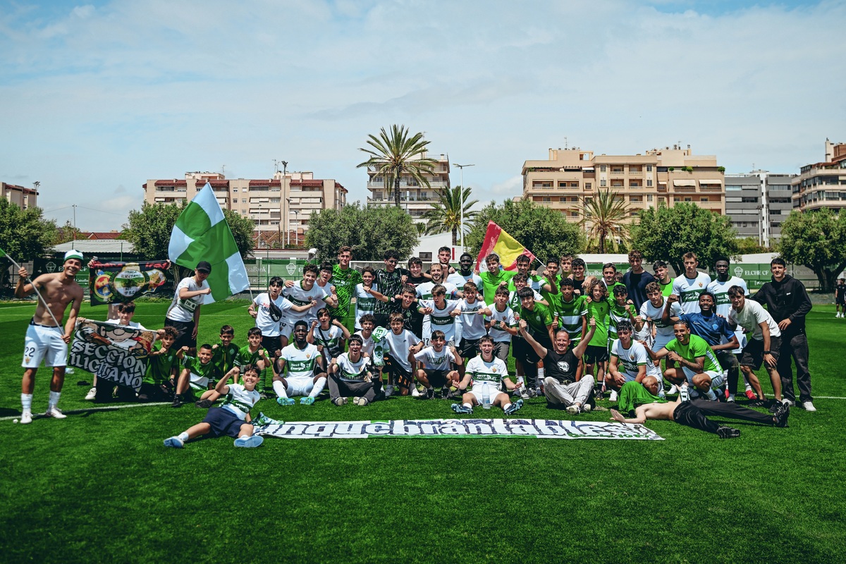 El Elche Ilicitano sella su continuidad en Segunda Federación | Elche ...