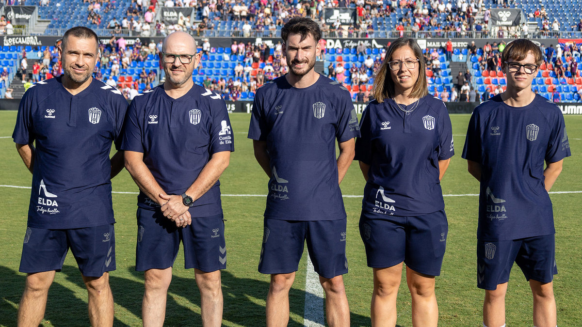 El CD Eldense presenta el cuerpo técnico de su primer equipo femenino ...