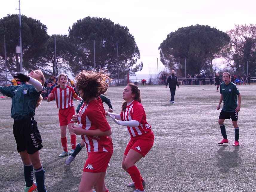 Éxito del I Torneo Solidario de Navidad del Girona FC femenino Girona