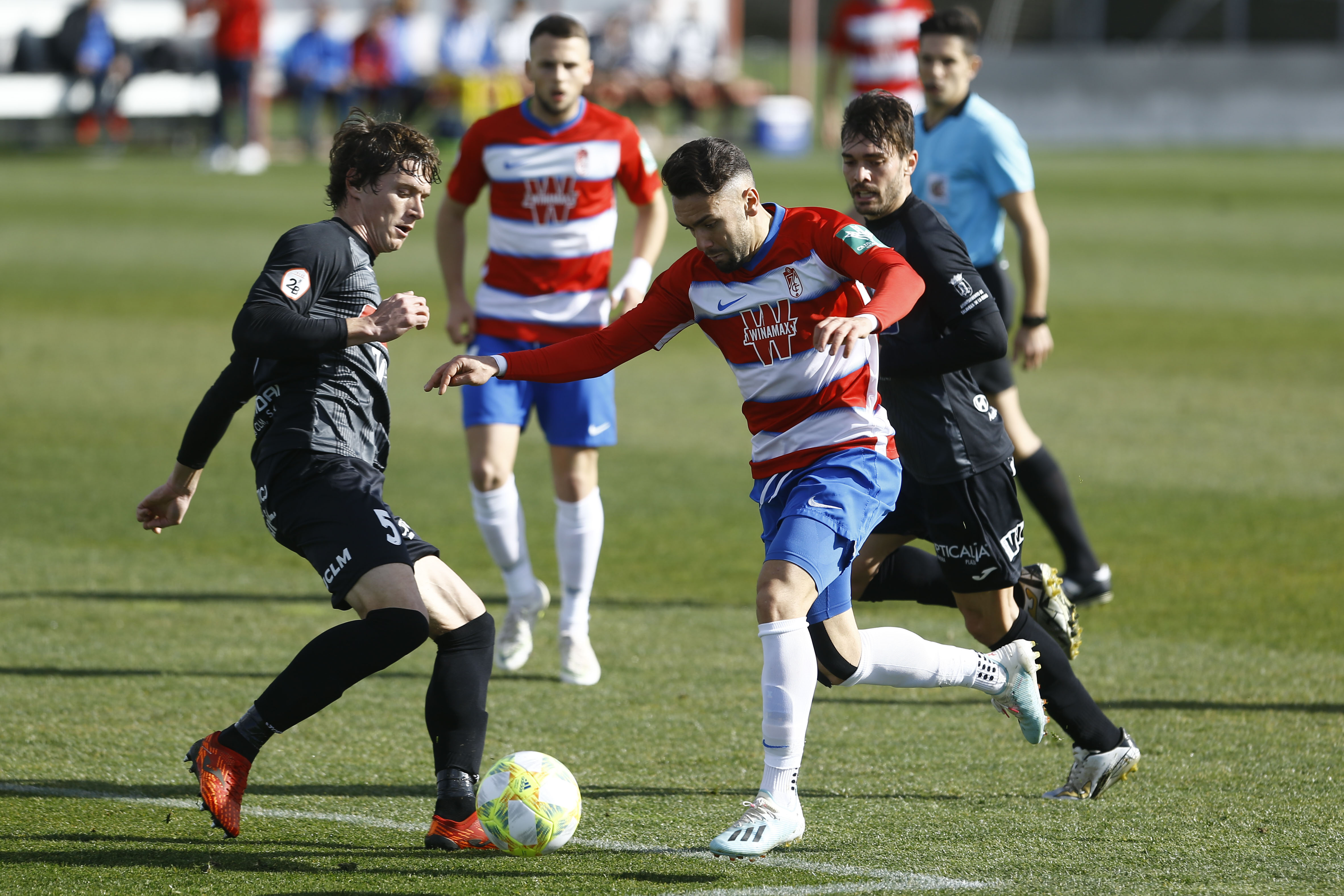 El Recreativo Granada Logra Un Punto En Mérida | Granada CF | Web Oficial