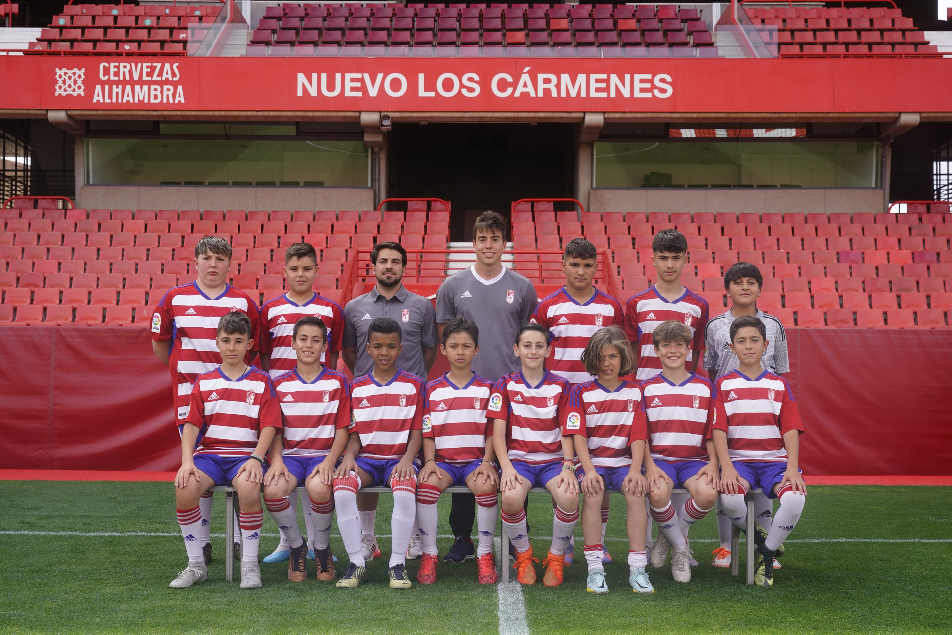 ALEVIN A ESCUELA