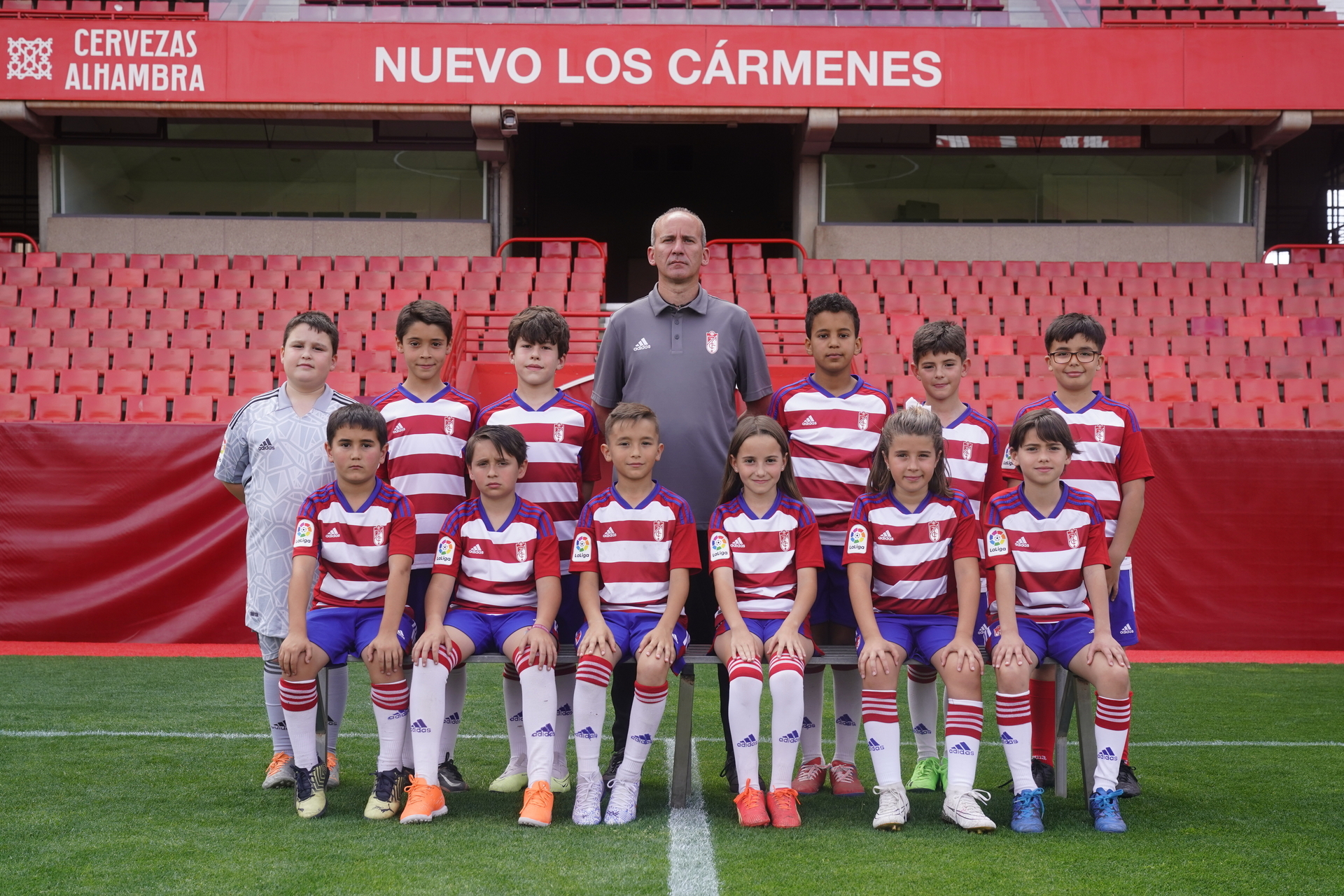 BENJAMÍN C ESCUELA