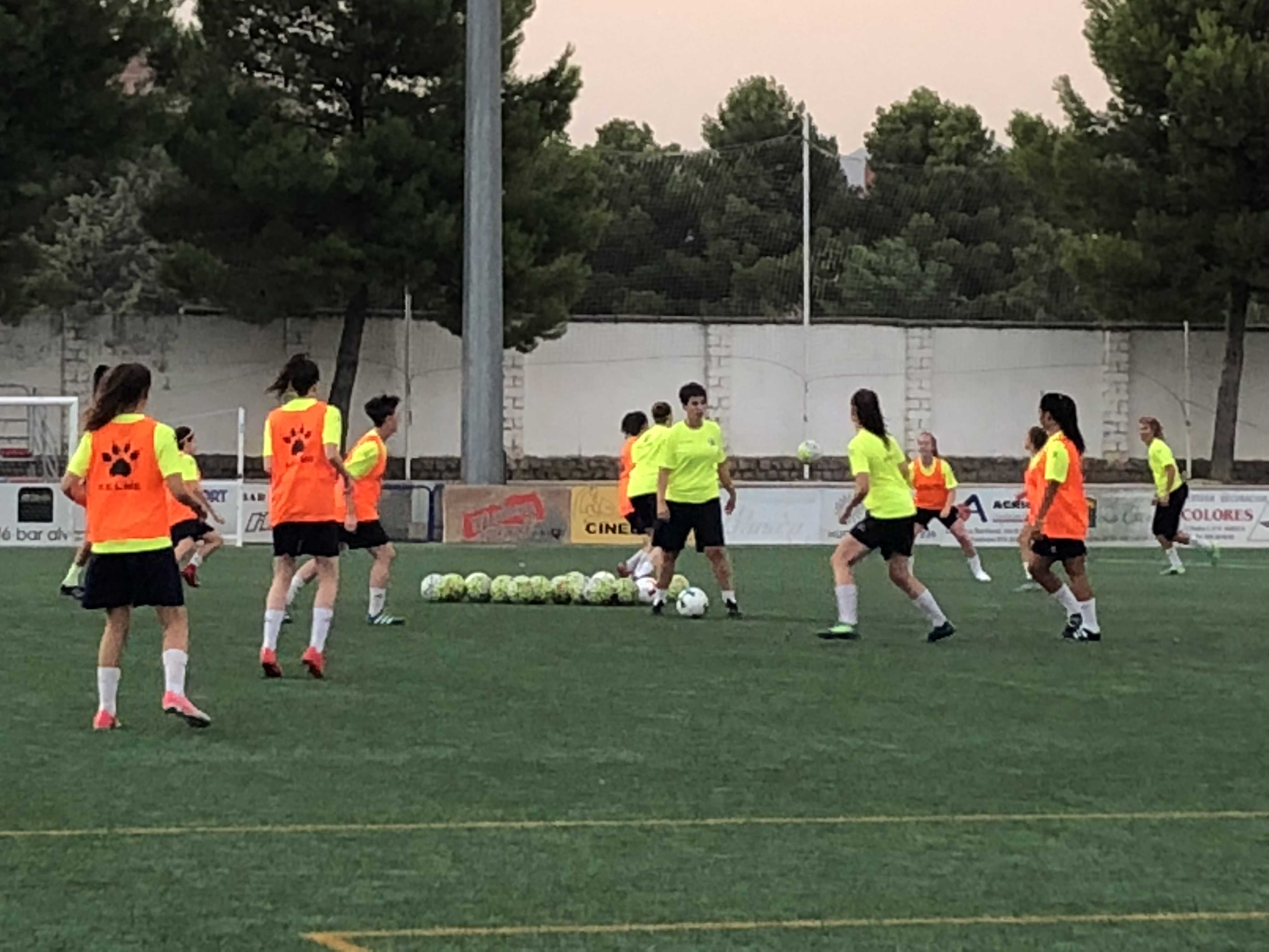 El Primer Equipo De La SD Huesca Femenino Vuelve Este Miércoles A Los ...