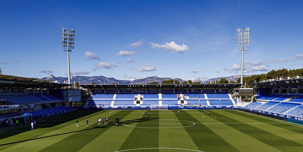 SD Huesca is helping CD Teruel by allowing it to use El Alcoraz as an ...