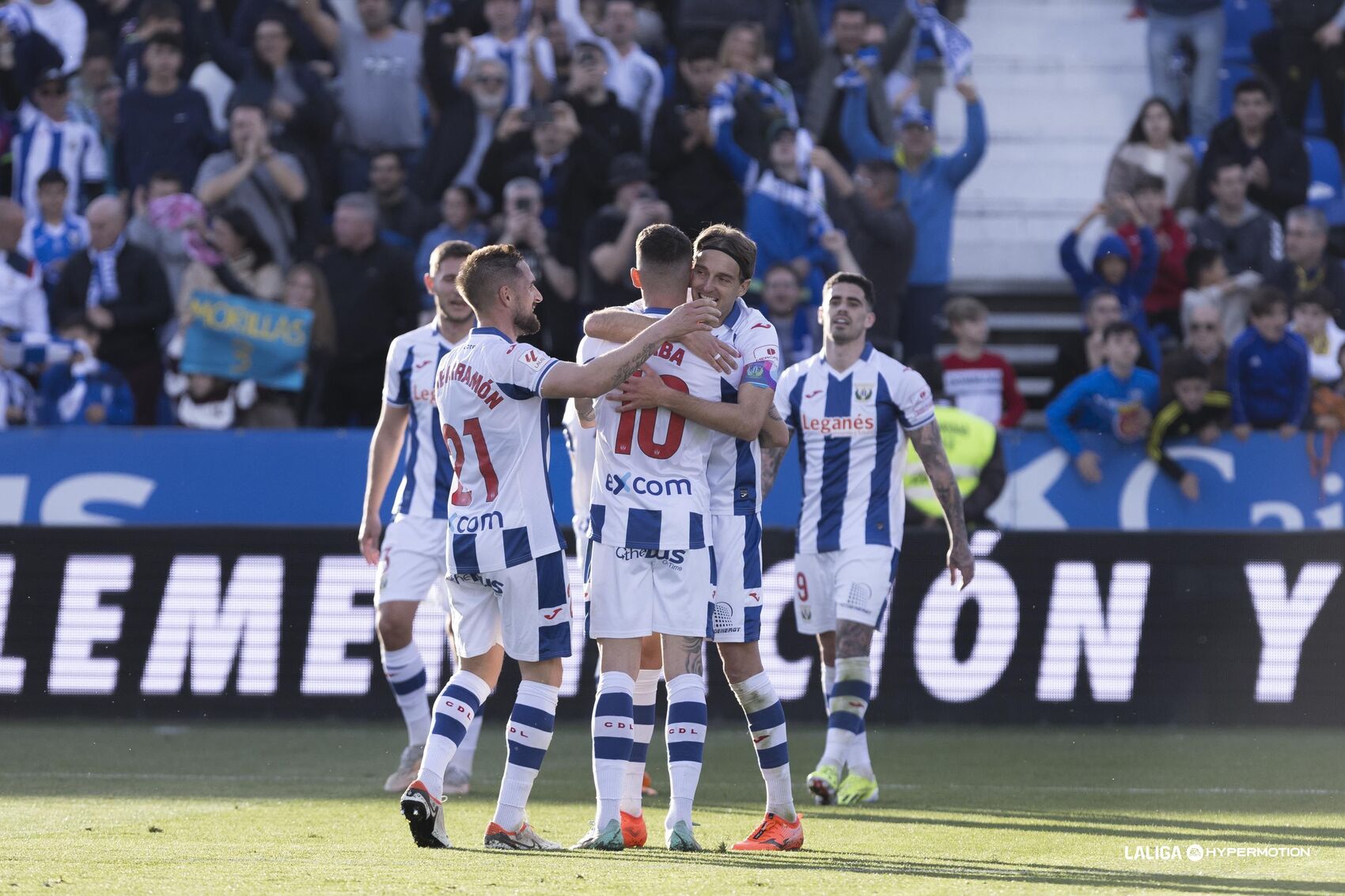 Alineaciones de agrupación deportiva alcorcón contra club deportivo leganés