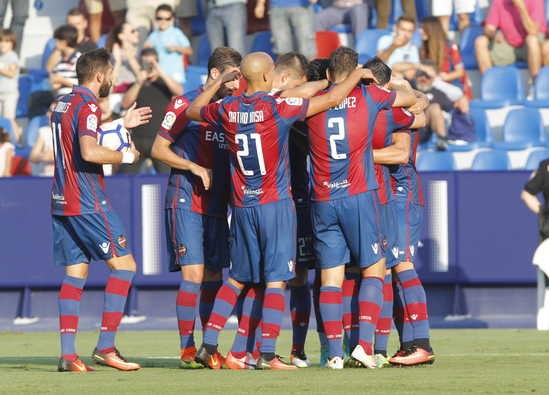Four consecutive victories in the Ciutat de Valencia | Levante UD | Web ...