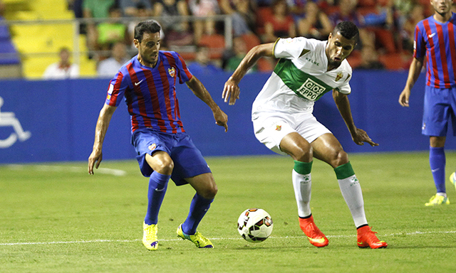 Recuerdos del partido entre el Elche y el Levante que te podrían ...