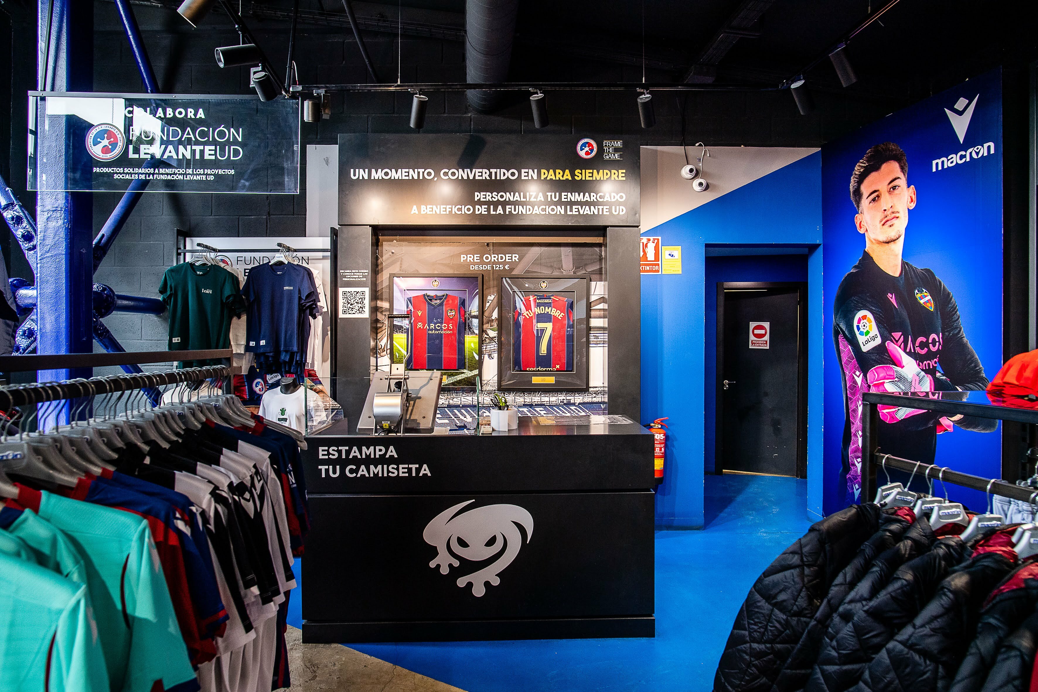 Wear the Levante UD colours at the grand final for promotion! Official  products at half price from this Tuesday in granota shops, Levante UD