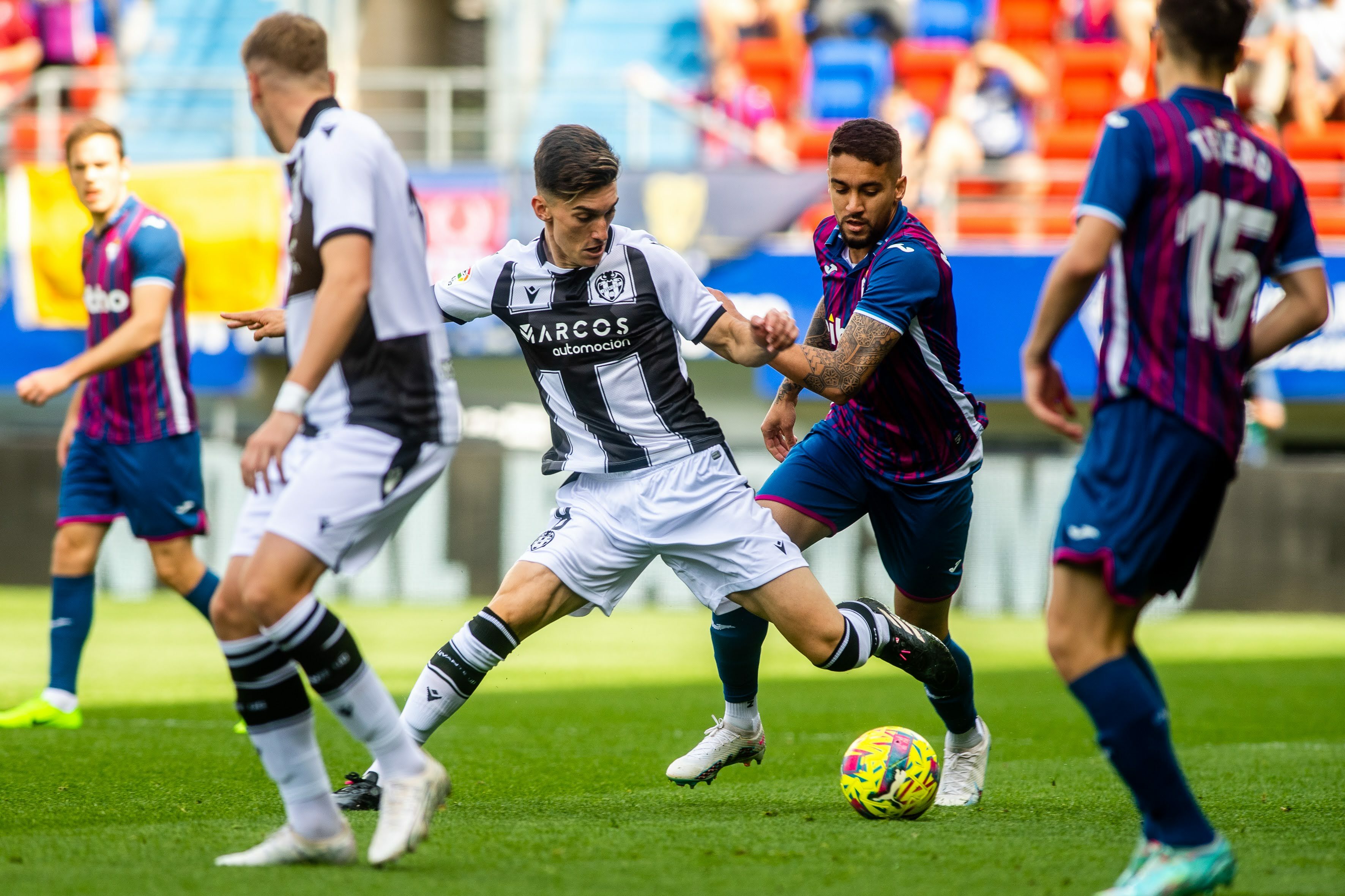 El Levante UD suma de uno en casa del líder Levante UD Web Oficial
