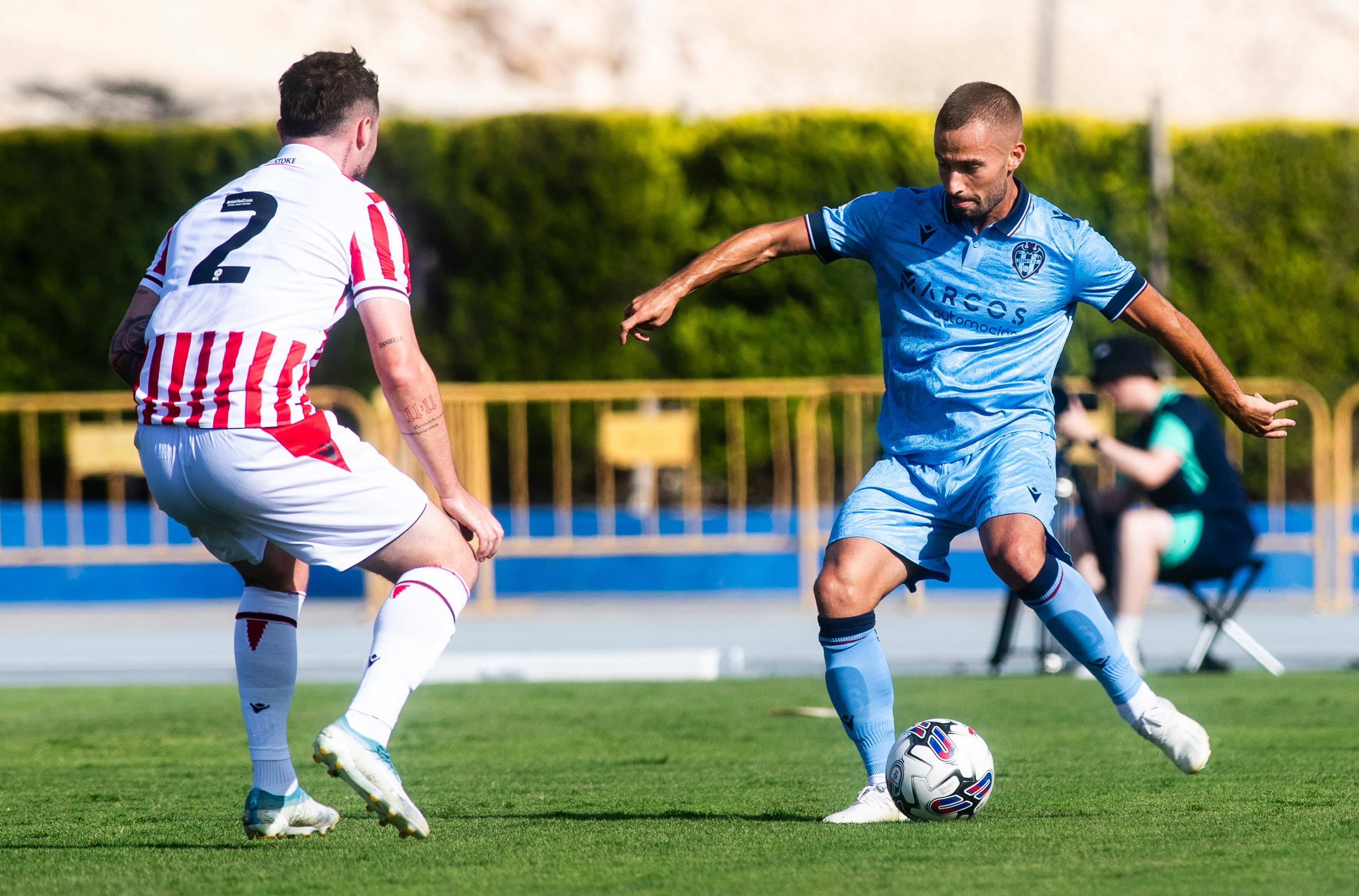 El Levante UD y el CD Leganés acuerdan la cesión de Enric Franquesa