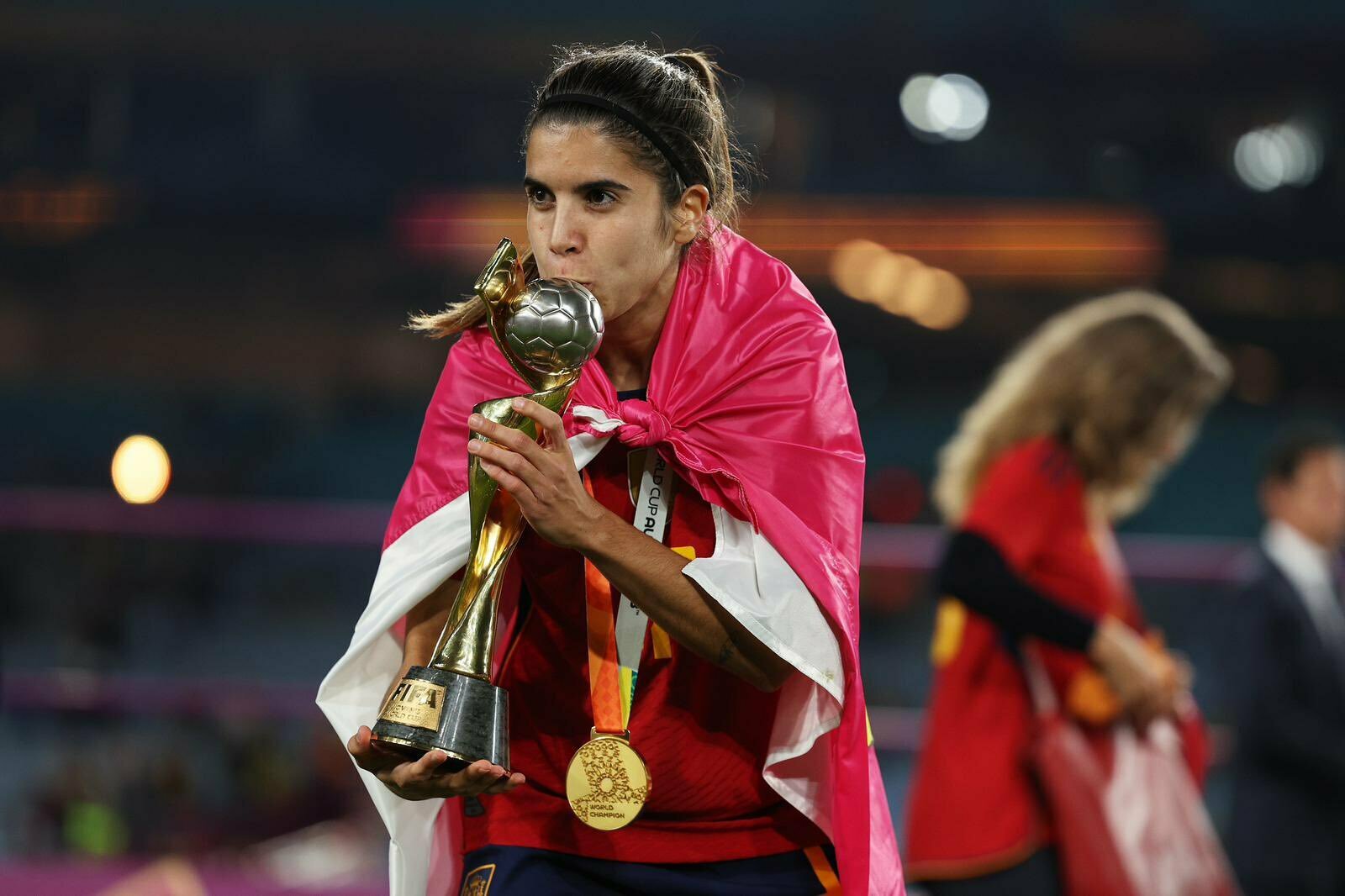 El Levante UD hará un regalo a todas las campeonas del Mundo empezando por la atlético Eva Navarro