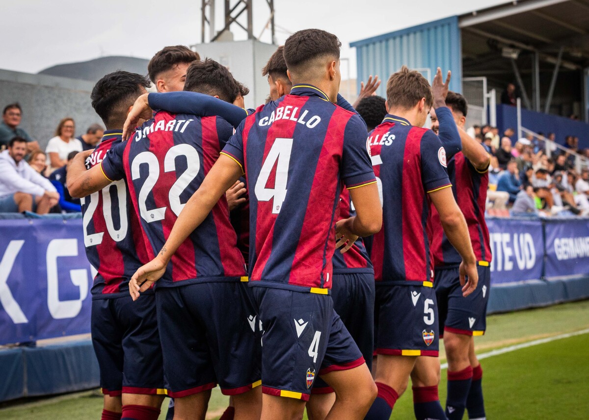 El Atlético Levante UD suma de tres en su victoria frente al líder ...