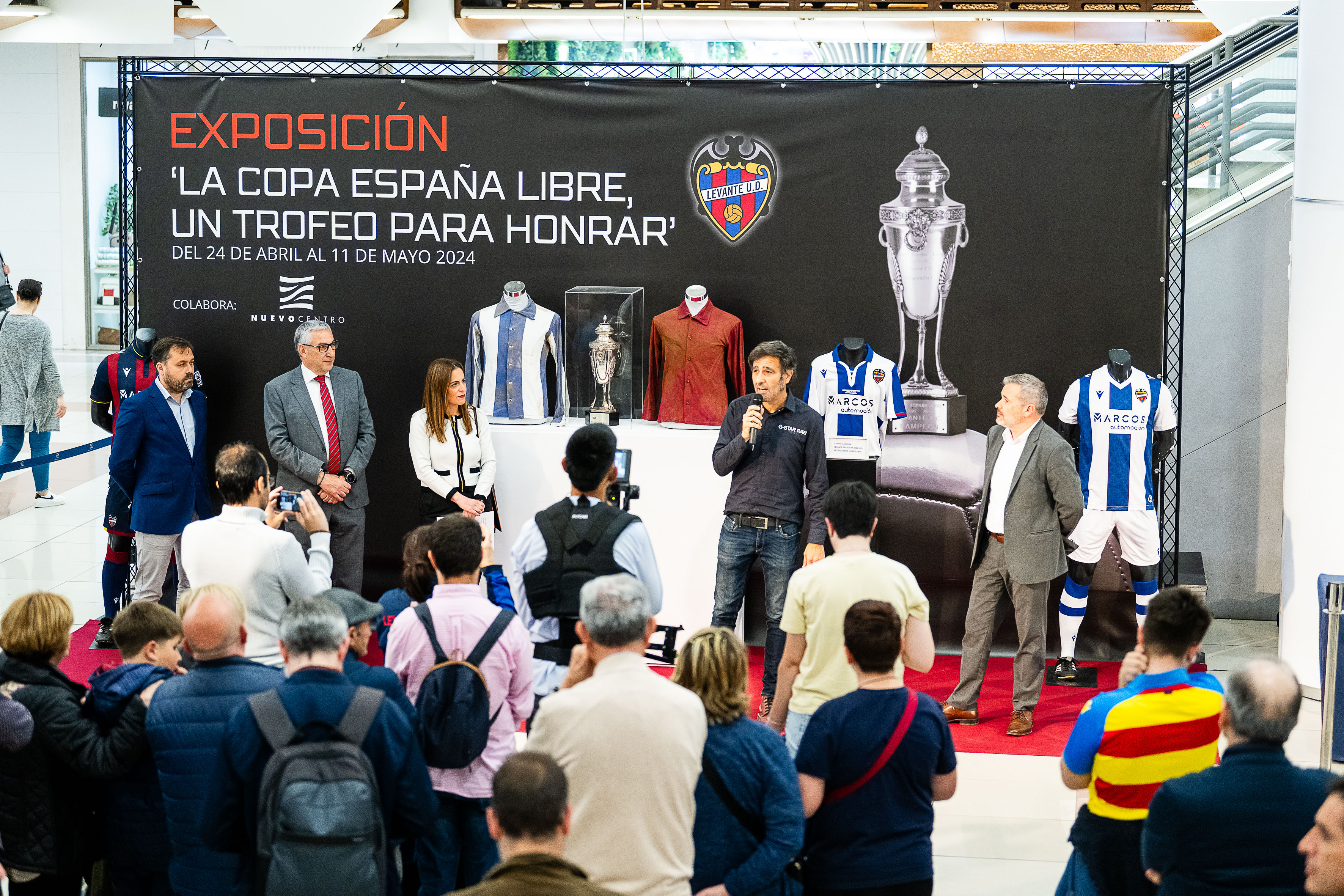 Inauguración en Nuevo Centro con la Copa España Libre como protagonista ...